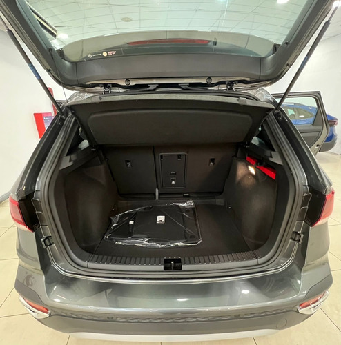 Imagen 14 de 25 de Volkswagen Taos 1.4 250tsi Highline Automatica At Vw 2023 23