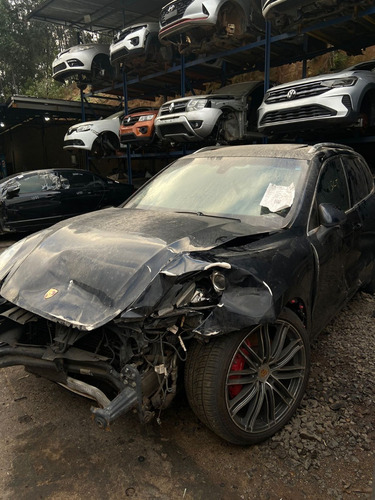 Sucata Porsche Cayenne Turbo 4.8 V8 2011 Gasolina 500cvs
