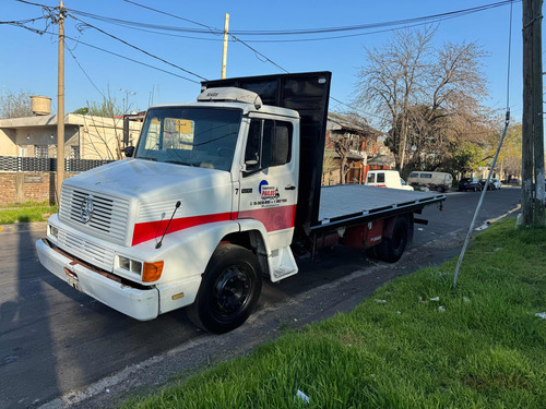 Mercedes Benz 1215