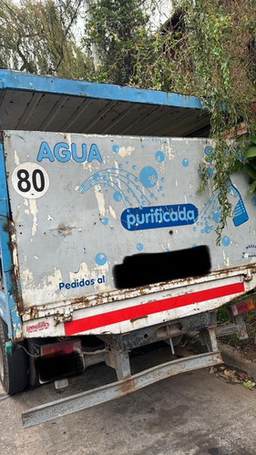 Camión Mercedes Benz Chasis Con Caja Sodero. Motor Nuevo