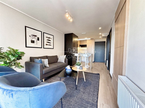 Departamento En Venta De 2 Dorm. En Las Condes
