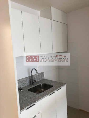 Impecable Apartamento En Venta En Tres Cruces. Con Renta