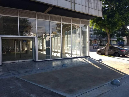 Imagen 1 de 14 de Local Comercial En Villa Urquiza
