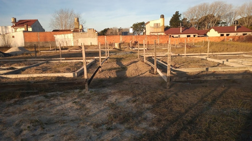 Imagen 3 de 3 de Dtos En Construccion Calle 11 E/26 Y 28 Las Toninas