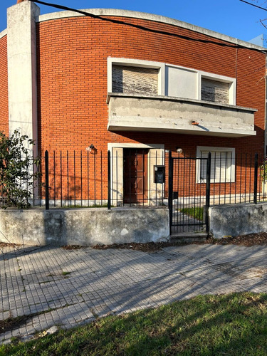 Iturriaga Y Marco Bruto Para Empresa En Venta