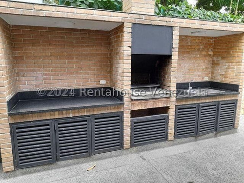 Jr-la Florida, Venta Apartamento Vip, 300 M2,conjunto Tipo Club, Piscina, Pozo,planta Electrica.