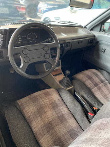Volkswagen Voyage Sport 1.8s 2p