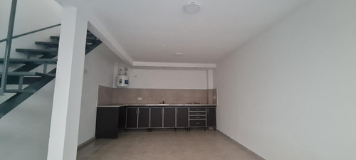 Duplex 2 Amb En Castelar Sur