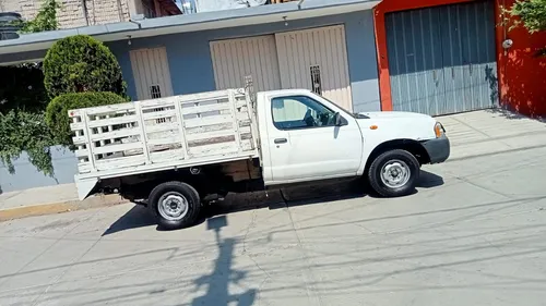 Nissan Frontier Crew Cab Se L4 5vel Ee 4x2 Mt