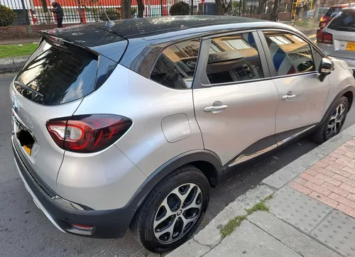 Renault Captur 2.0 Intens Automática