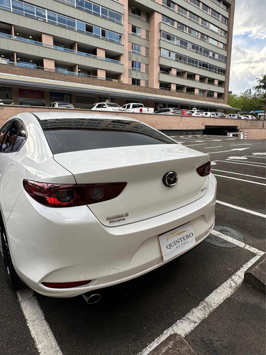 Mazda 3 2.0 Prime