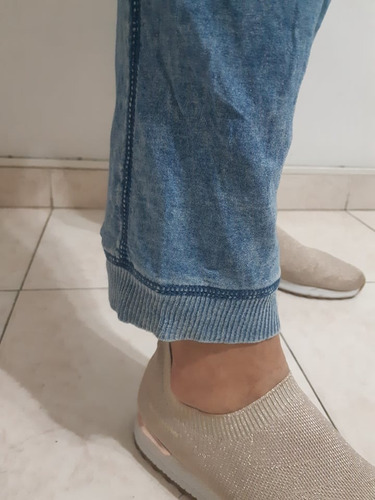 Conjunto De Pantalón Joggins Y Musculosa Marca Ver T: L