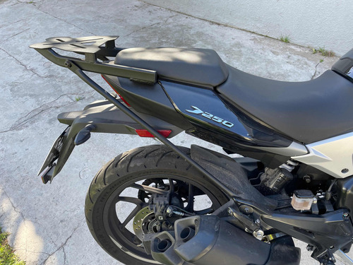 Bajaj Dominar D250