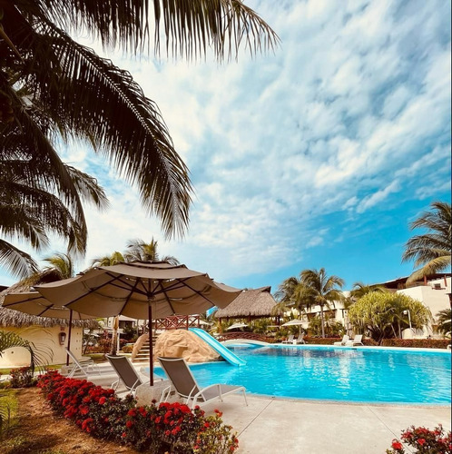 Hermosa Villa En Renta Con Roof Garden Albercas Y Jacuzzi En Playa Diamante