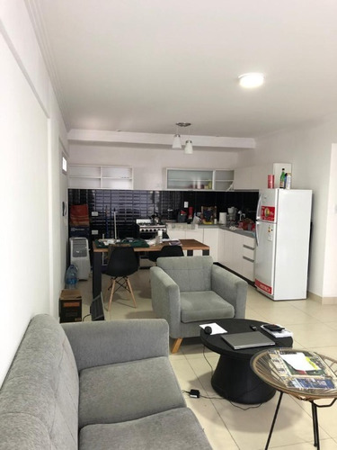 Imagen 9 de 14 de Departamento En Venta En Avellaneda Este