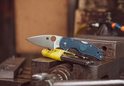 Spyderco Hunting Knives Cobalt Blue Frn Native 5 Lockback Cp