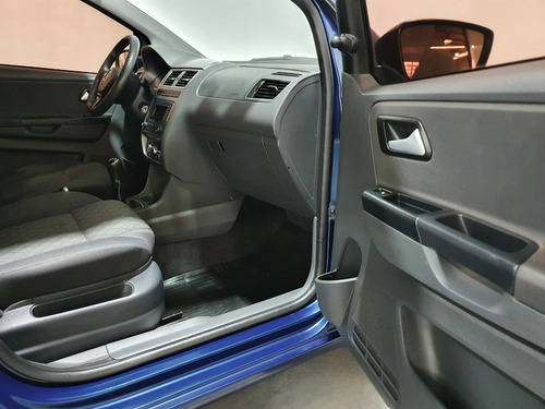 Imagen 17 de 25 de Volkswagen Suran 1.6 Confortline 2016 C/gnc Concesionario Lp