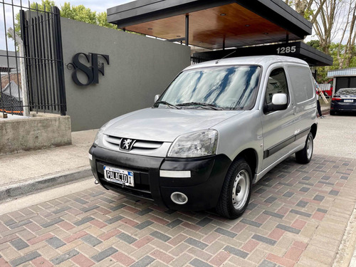 Peugeot Partner 2016 1.4 Furgon Presence Aa