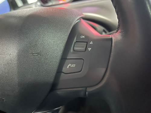Peugeot 2008 1.6 Feline Tip