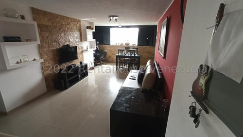 Apartamento En Venta En Los Dos Caminos 