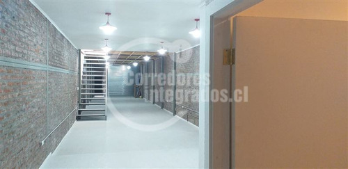 Imagen 1 de 15 de Oficina En Arriendo En Santiago
