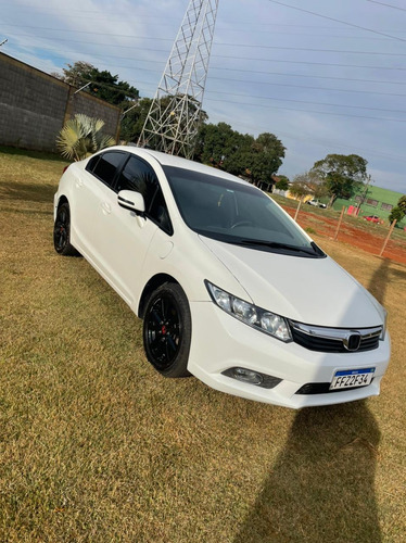 Imagem 1 de 14 de Honda Civic 2013 1.8 Lxl Flex Aut. 4p