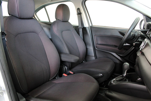 Imagem 13 de 14 de Fiat Cronos 1.8 Precision Flex 4p Automático 6m - 2019