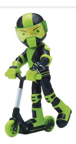 Figura Ben 10 Básica Con Patín