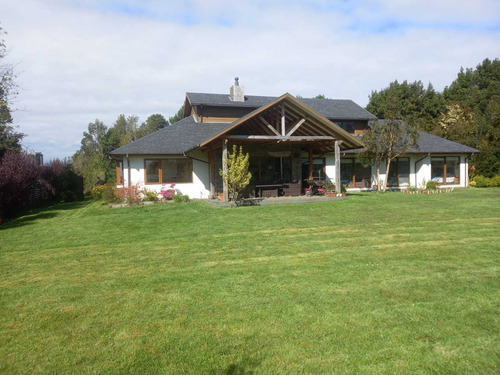Venta De Casa En Lomas De Coihuin (71453)