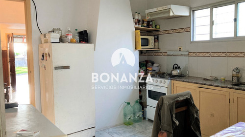 Piriápolis Centro Casa En Venta 8 Playa 2 Dormitorios 1 Baño