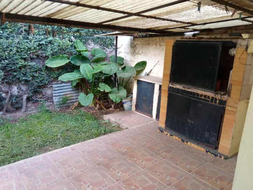 Imagen 10 de 14 de Casa En Venta En Moron Centro
