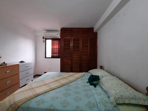 Imagen 10 de 14 de Apartamento En Venta En La Michelena