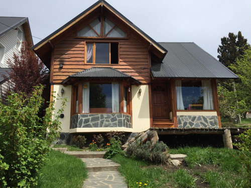 Casa De 3 Dormitorios En Venta En San Carlos De Bariloche