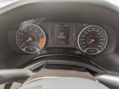 Imagem 9 de 14 de Renegade 1.8 Sport Manual Flex 2016/2016