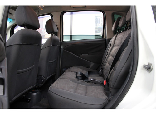 Fiat Idea 1.8 MPI ADVENTURE 8V FLEX 4P MANUAL