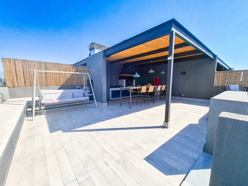 En Venta Departamento Tríplex En Vitacura