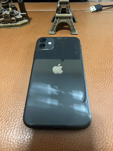 iPhone 11 64gb (Usado)