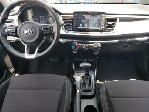 Imagen 11 de 15 de Kia Rio Hb Ex Ta 2020