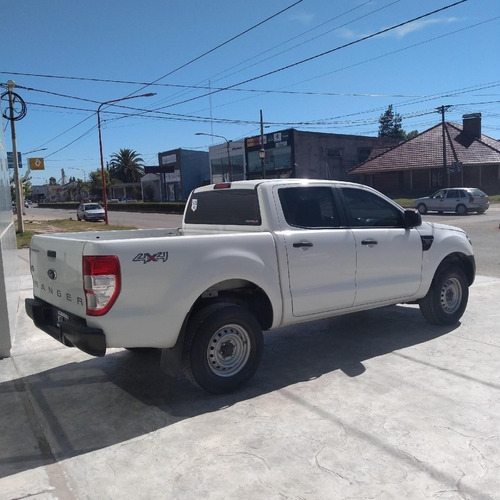 Ford Ranger Xl Safety 4x2 Blanco 2014 151.000 Km Roas