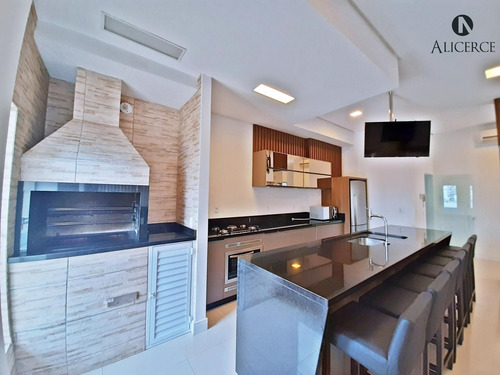 Apartamento De 3 Dormitórios No Estreito! - 2339