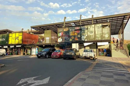 ¡oportunidad De Inversión! Local Comercial En Stripcenter