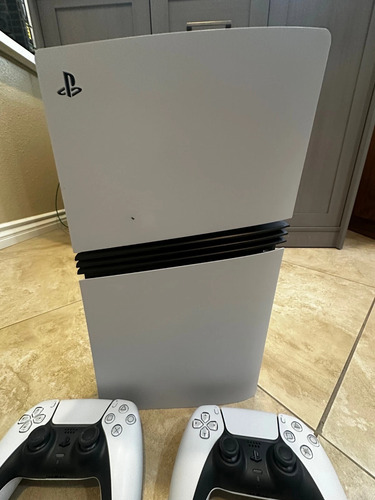 Consola De Juegos Sony Playstation 5 Pro Ps5 De 2 Tb Con 2
