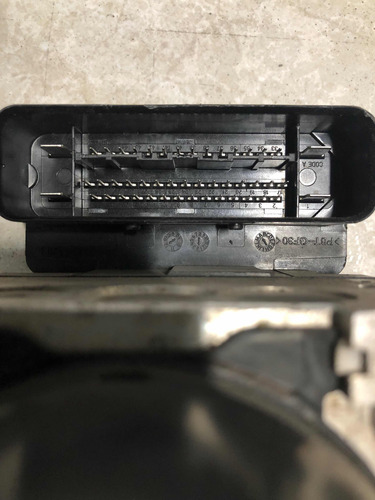 Módulo Abs Chrysler 300c 11-13 P68157545ab Ml981 (Usado)