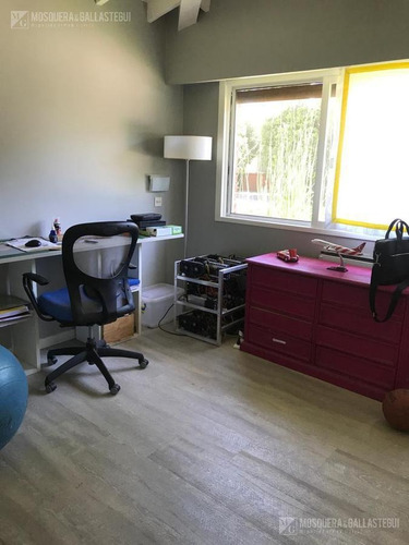 Imagen 18 de 22 de Mosquera Y Gallastegui - Excelente Casa En Los Lagartos