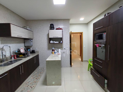 Imagem 13 de 30 de Casa Com 3 Dormitórios À Venda, 220 M² Por R$ 730.000,00 - São Carlos - Anápolis/go - Ca0479