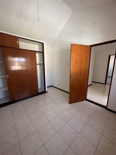Alquiler, Casa 3 Dorm, Villa Belgrano.