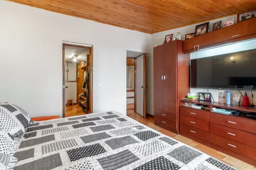 Casa En Venta En Batán. Cod V8277