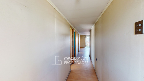 Casa En Venta De 6 Dormitorios 2 Baños 1 Estacionamiento