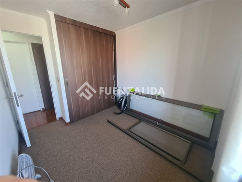 Departamento En Venta De 3 Dorm. En Cerrillos