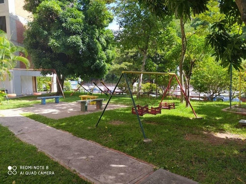Jg Cod Flex 24-10227 Se Vende Bello Espacioso Y Actualizado Apartamento El Cafetal Negociable